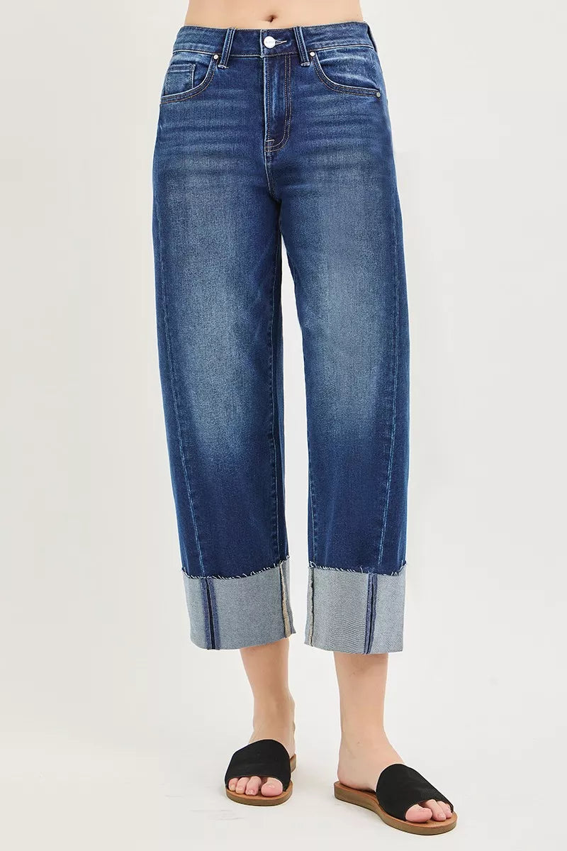Barrel cuffed jeans pocket detail