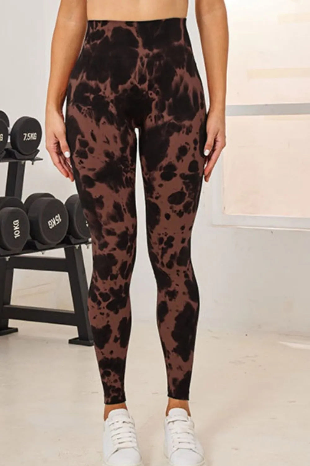 Tie dye leggings fabric stretch detail