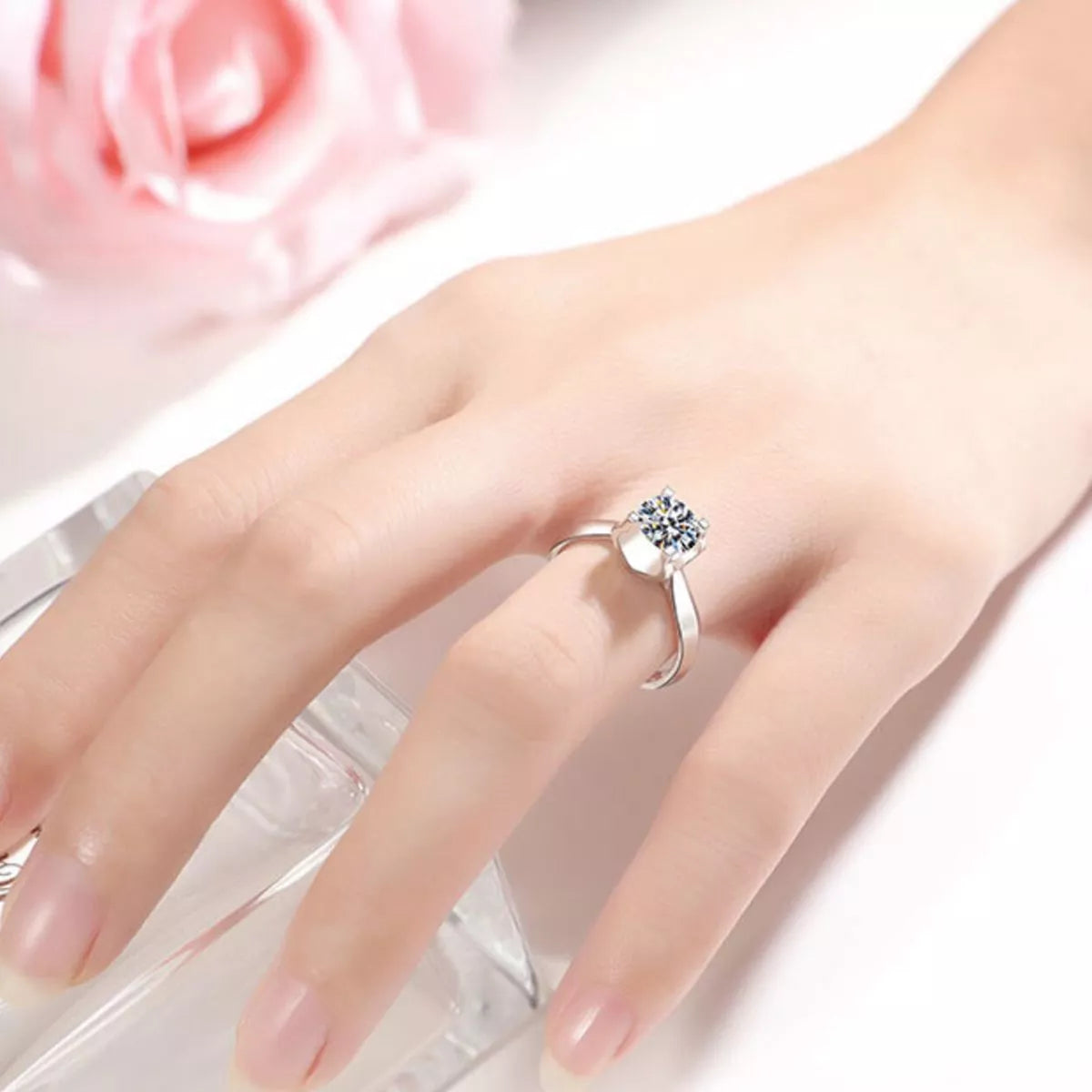 Moissanite solitaire ring top view