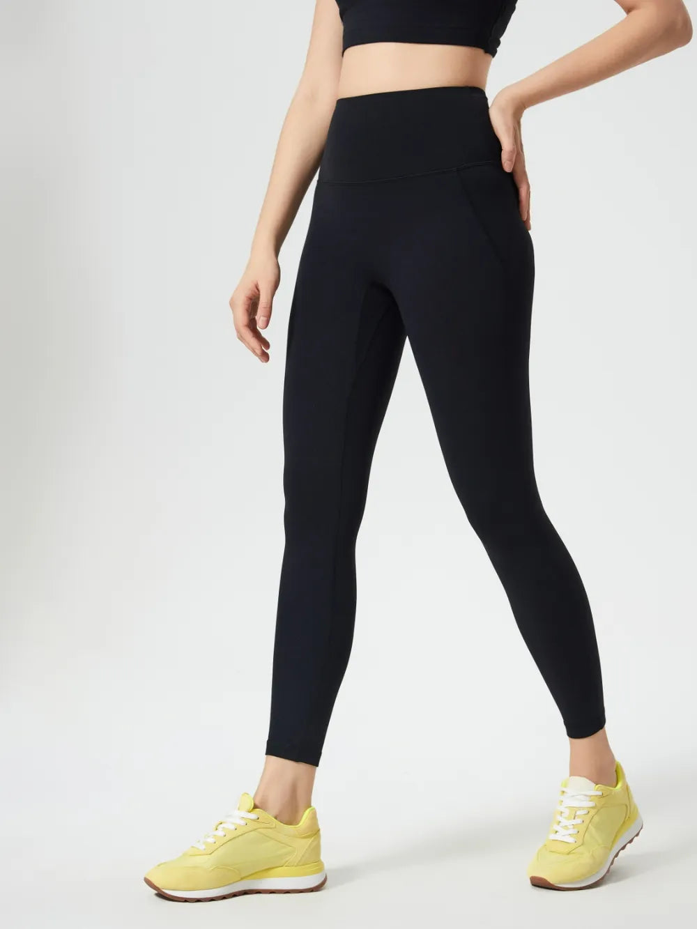 Black active leggings side view