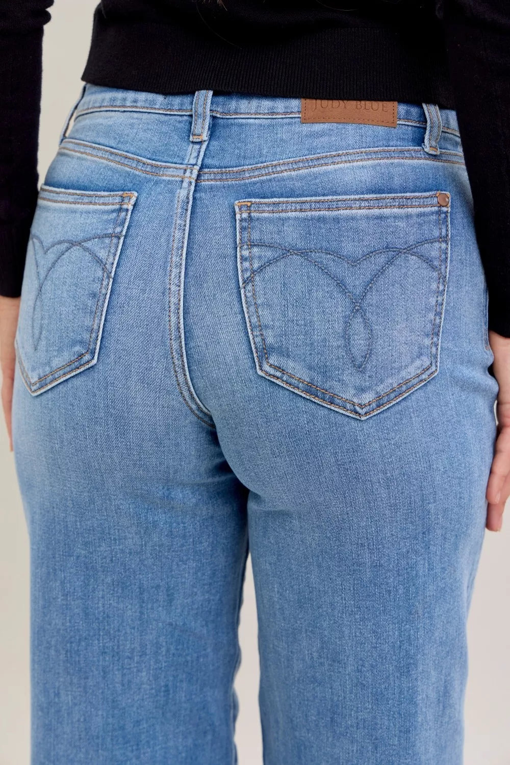 Seam detail on Judy Blue wide leg jeans