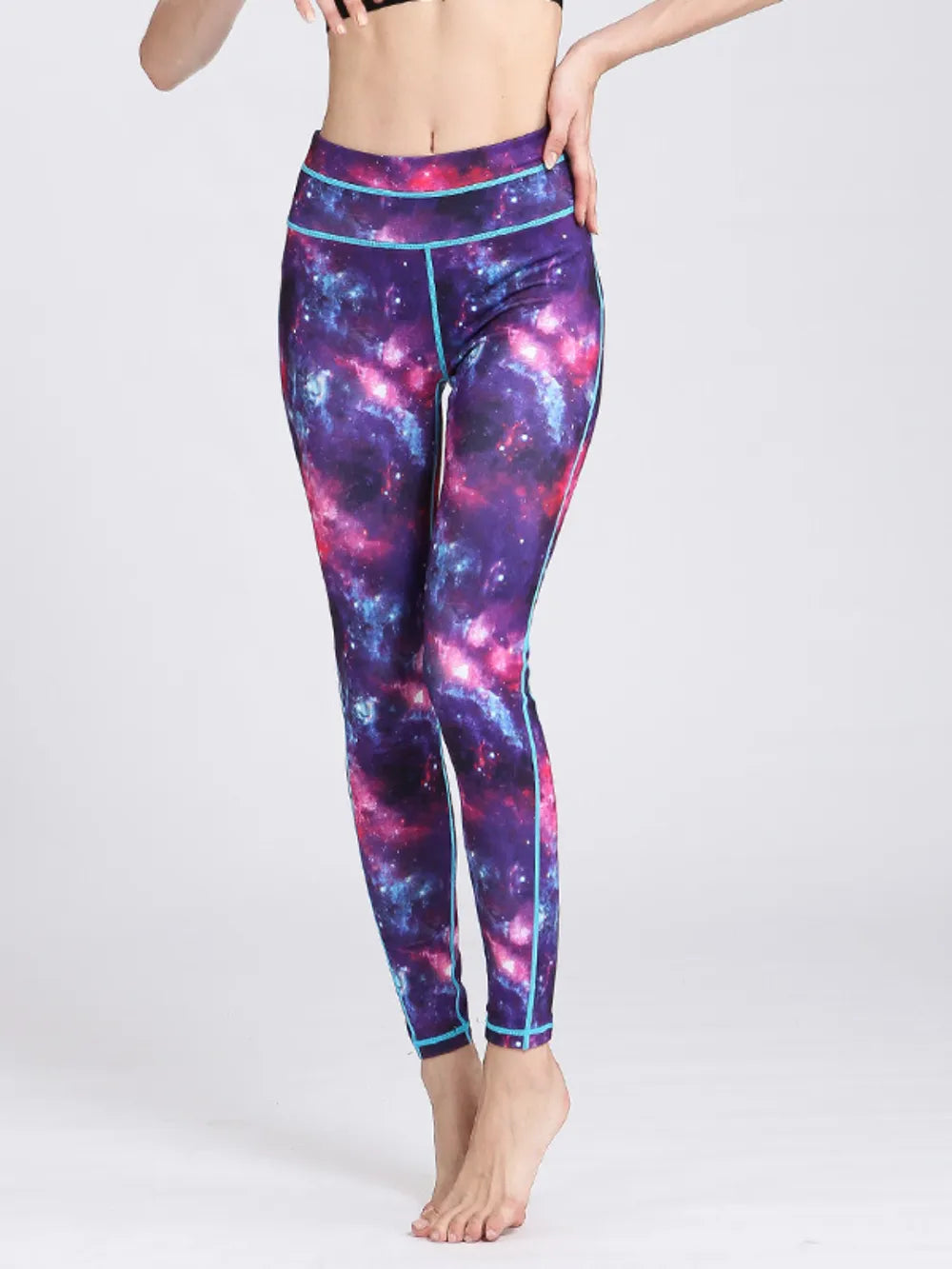 Printed high waist active leggings front view in purple