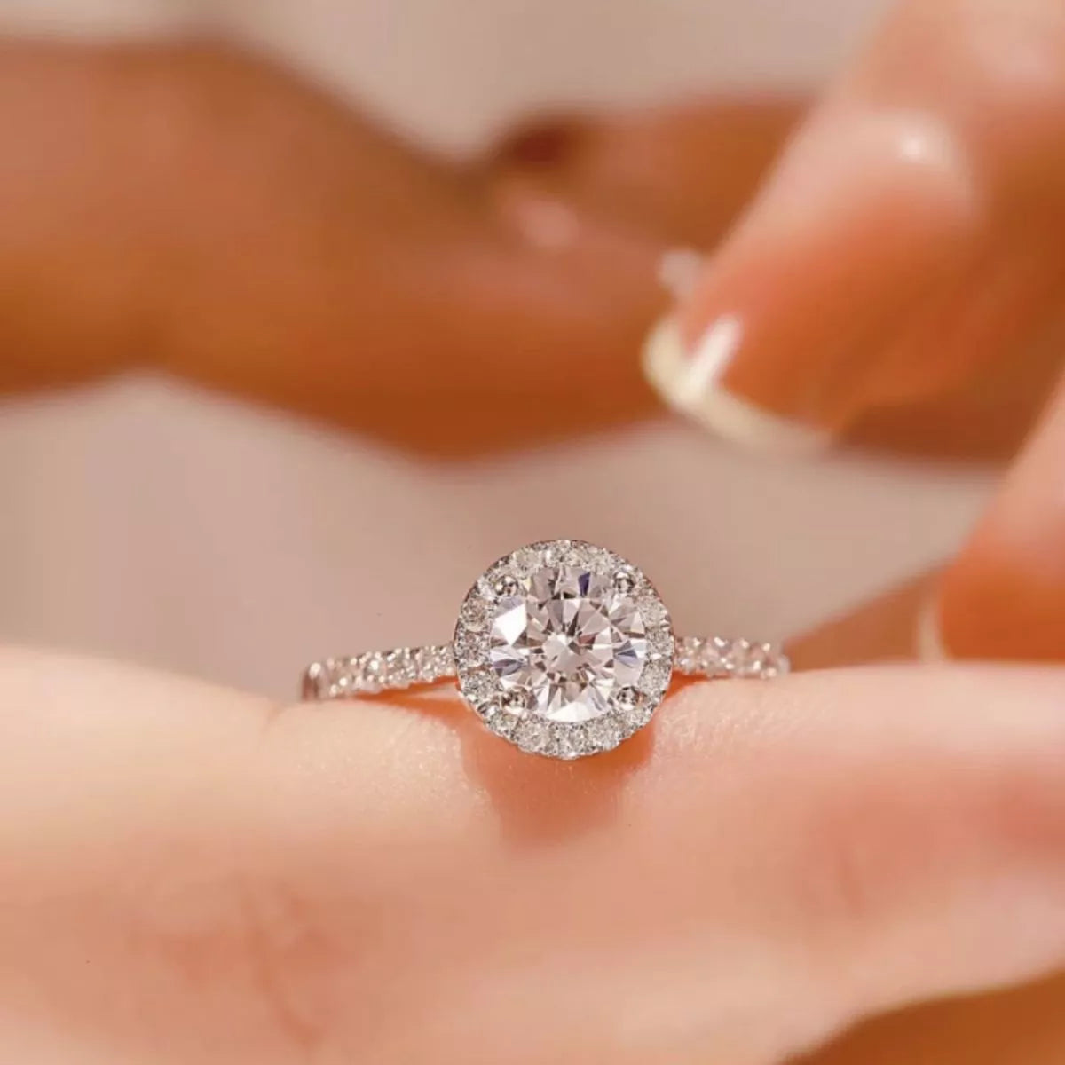 Adjustable band detail on sterling silver moissanite ring