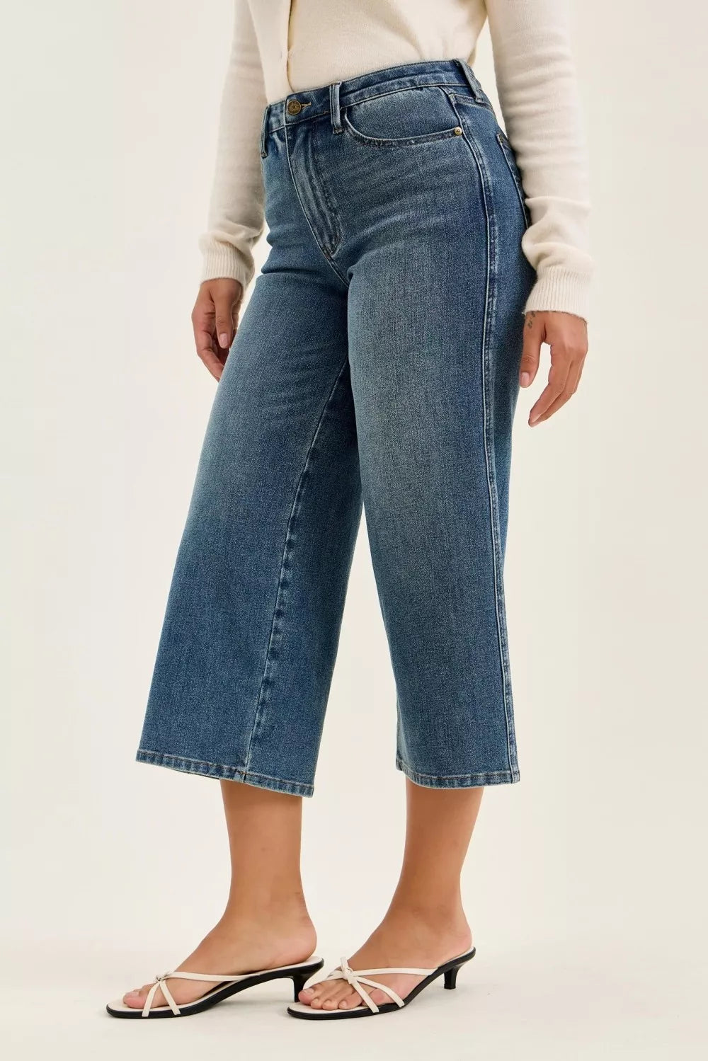 Raw hem detail on wide leg crop jeans
