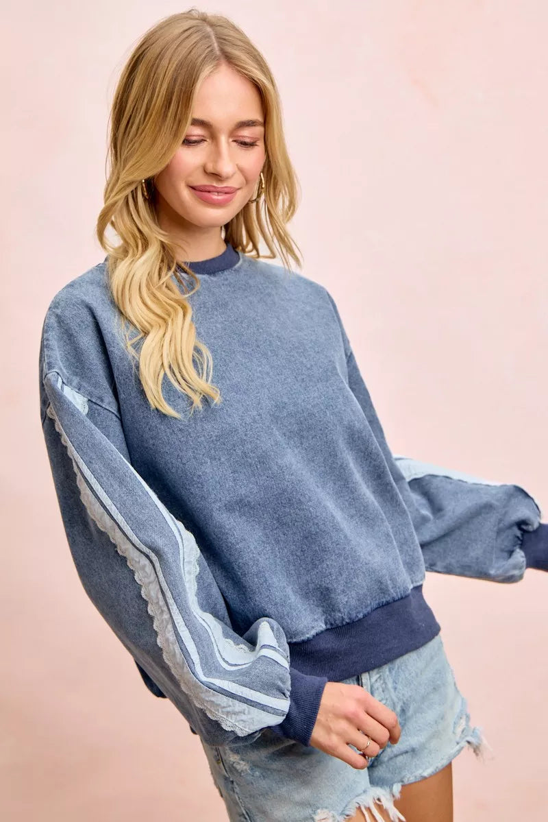 Washed denim sweatshirt relaxed fit full length