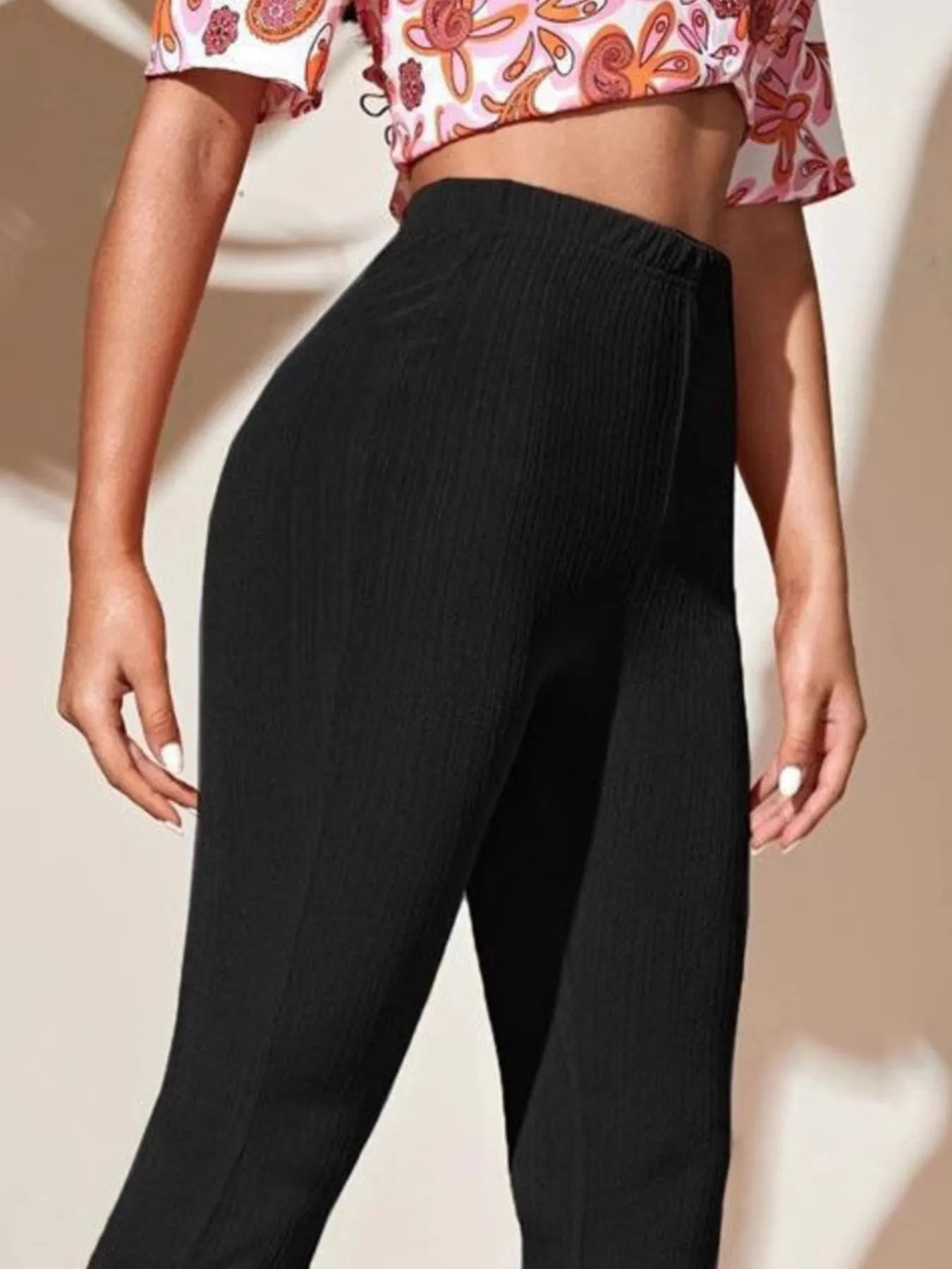 Fabric detail on high waist flare active pants