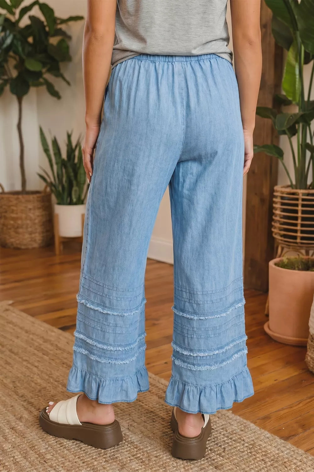Chambray wide leg jeans styled summer outfit view