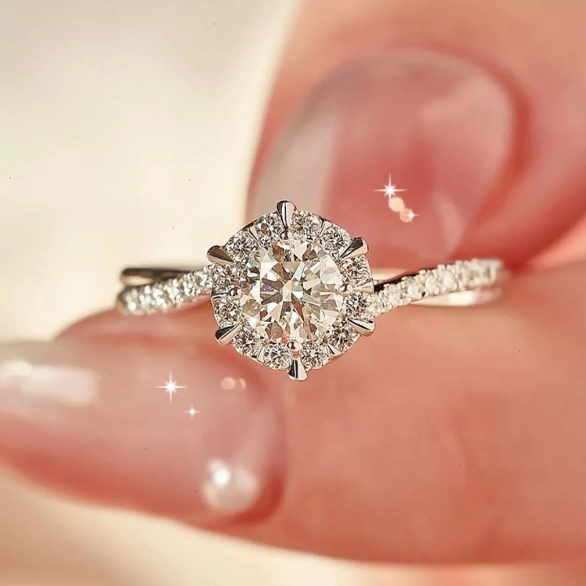2 carat moissanite silver ring sparkle under light