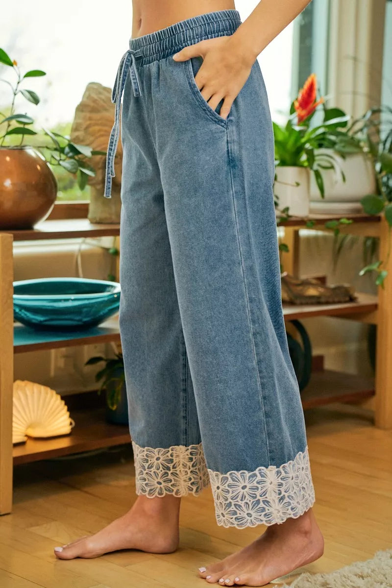 Washed denim pants side view