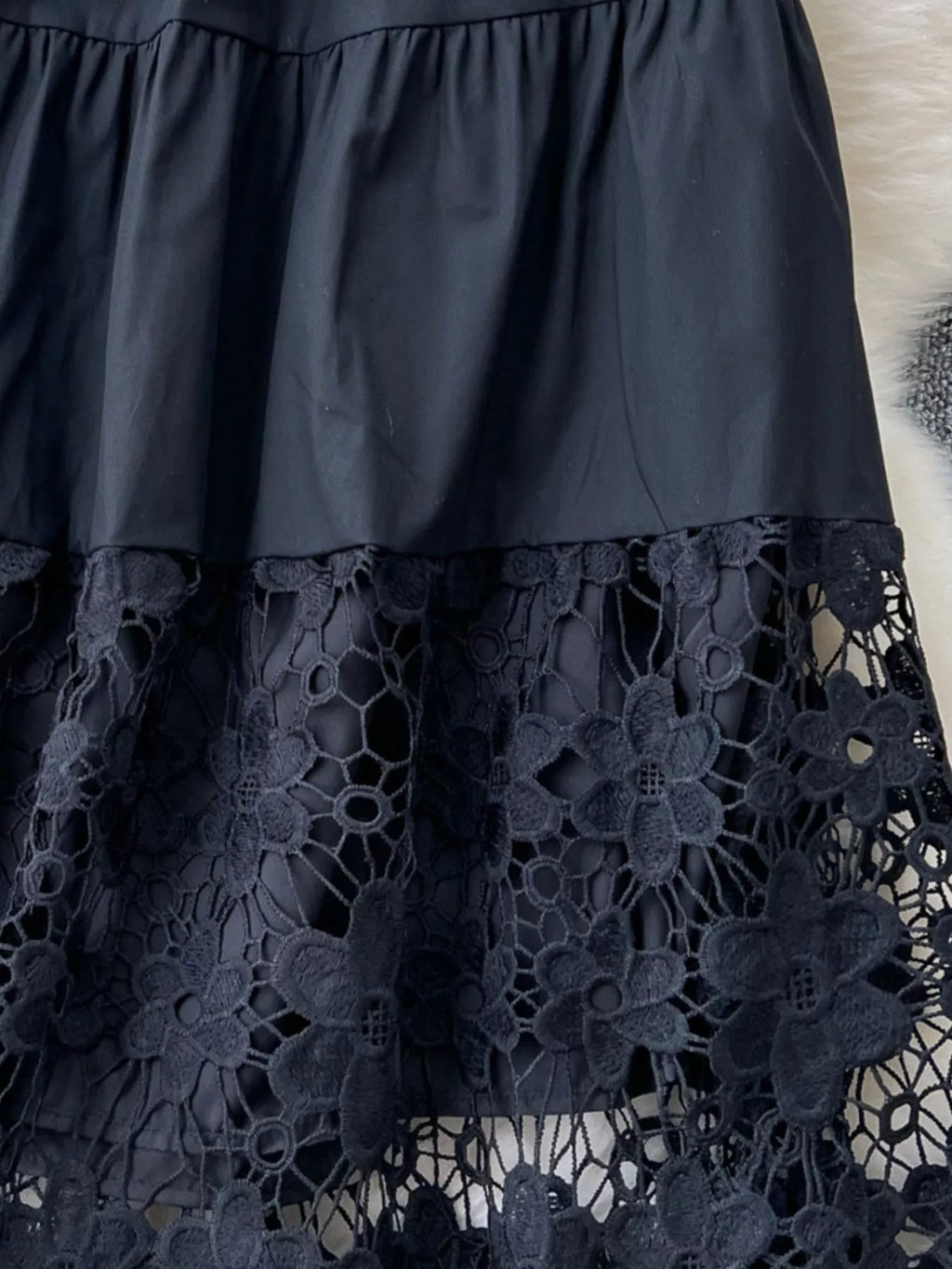 Lace tiered skirt elastic waistband detail