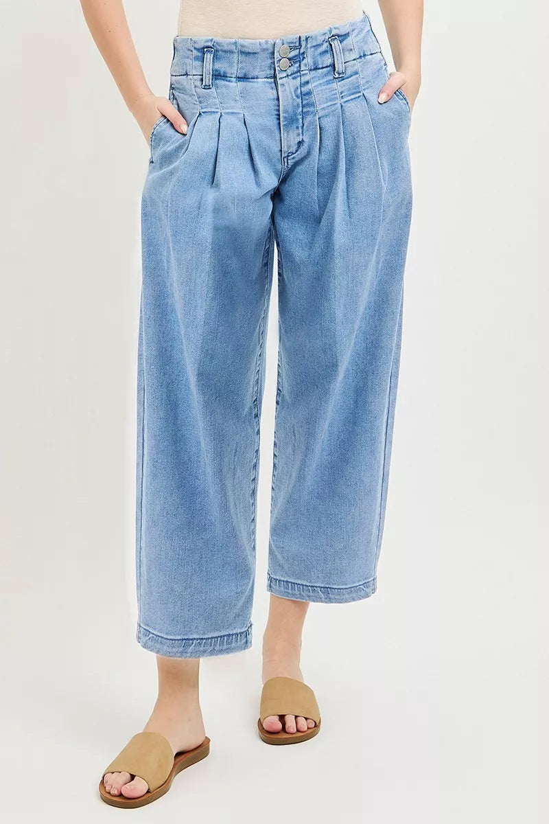 Woman wearing RISEN slouchy crop barrel jeans