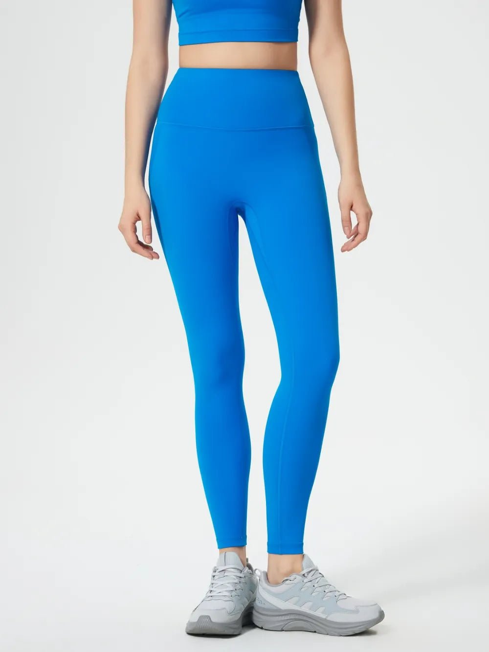 Blue leggings waistband detail