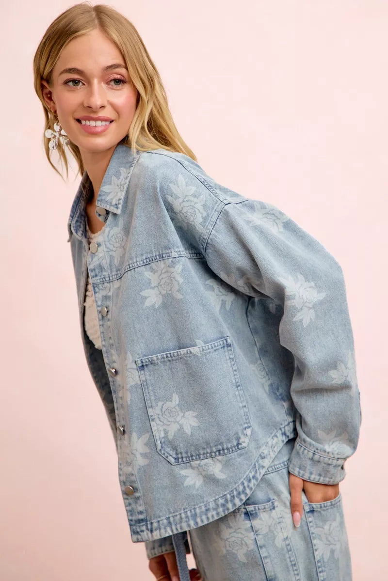 Floral print denim jacket collar detail
