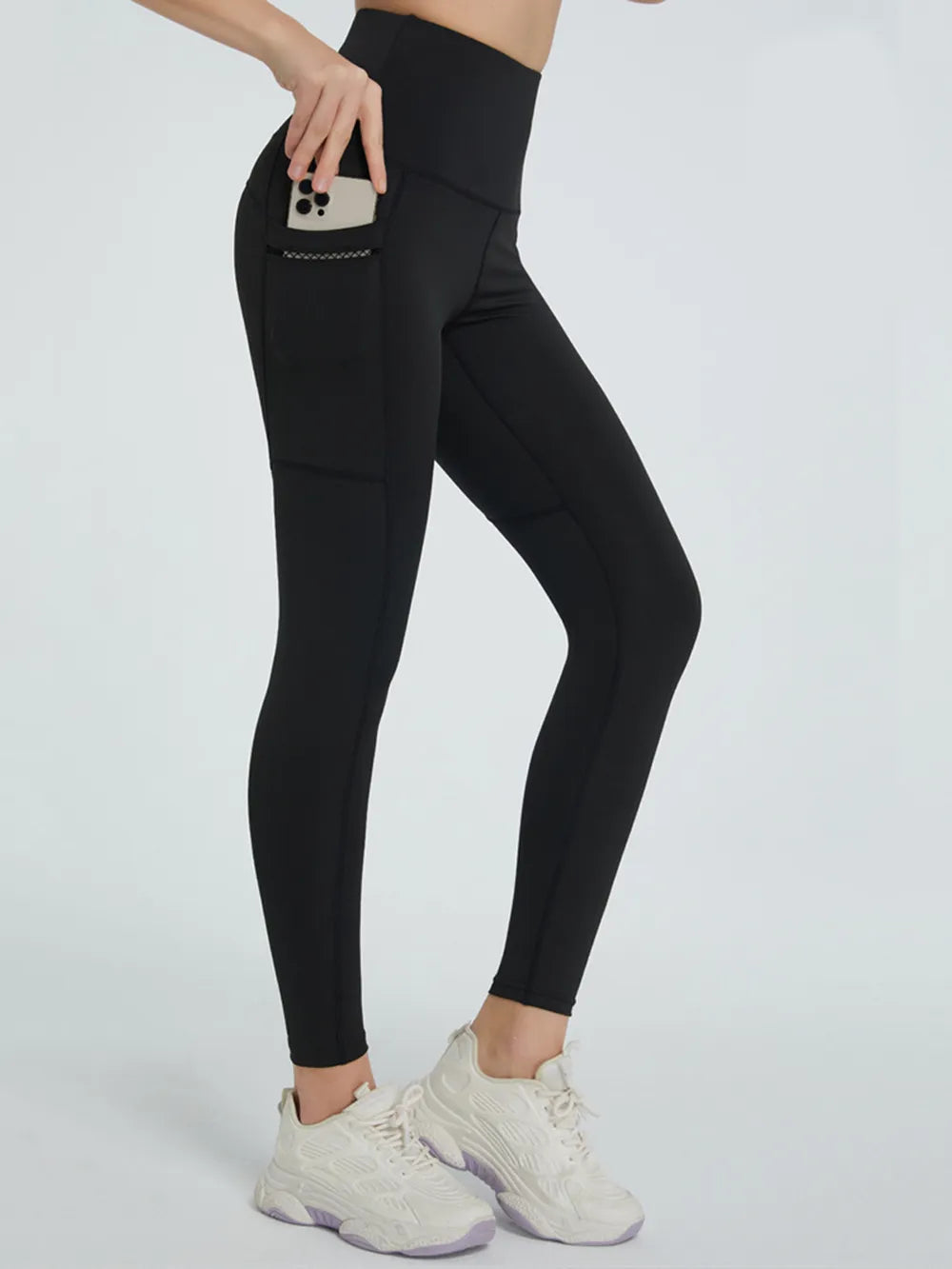 High waist active leggings front view in black