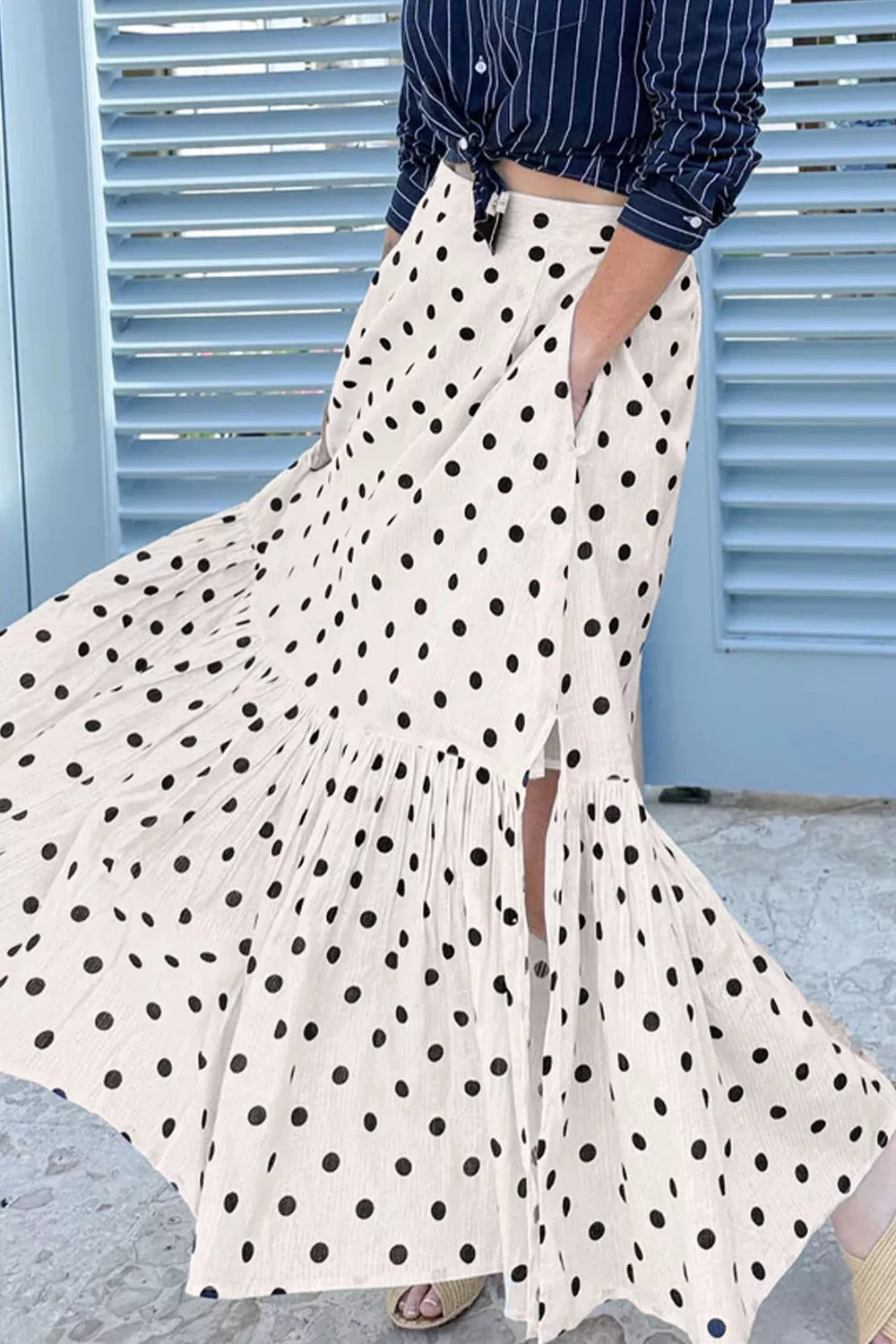 Flowy polka dot maxi skirt styled look