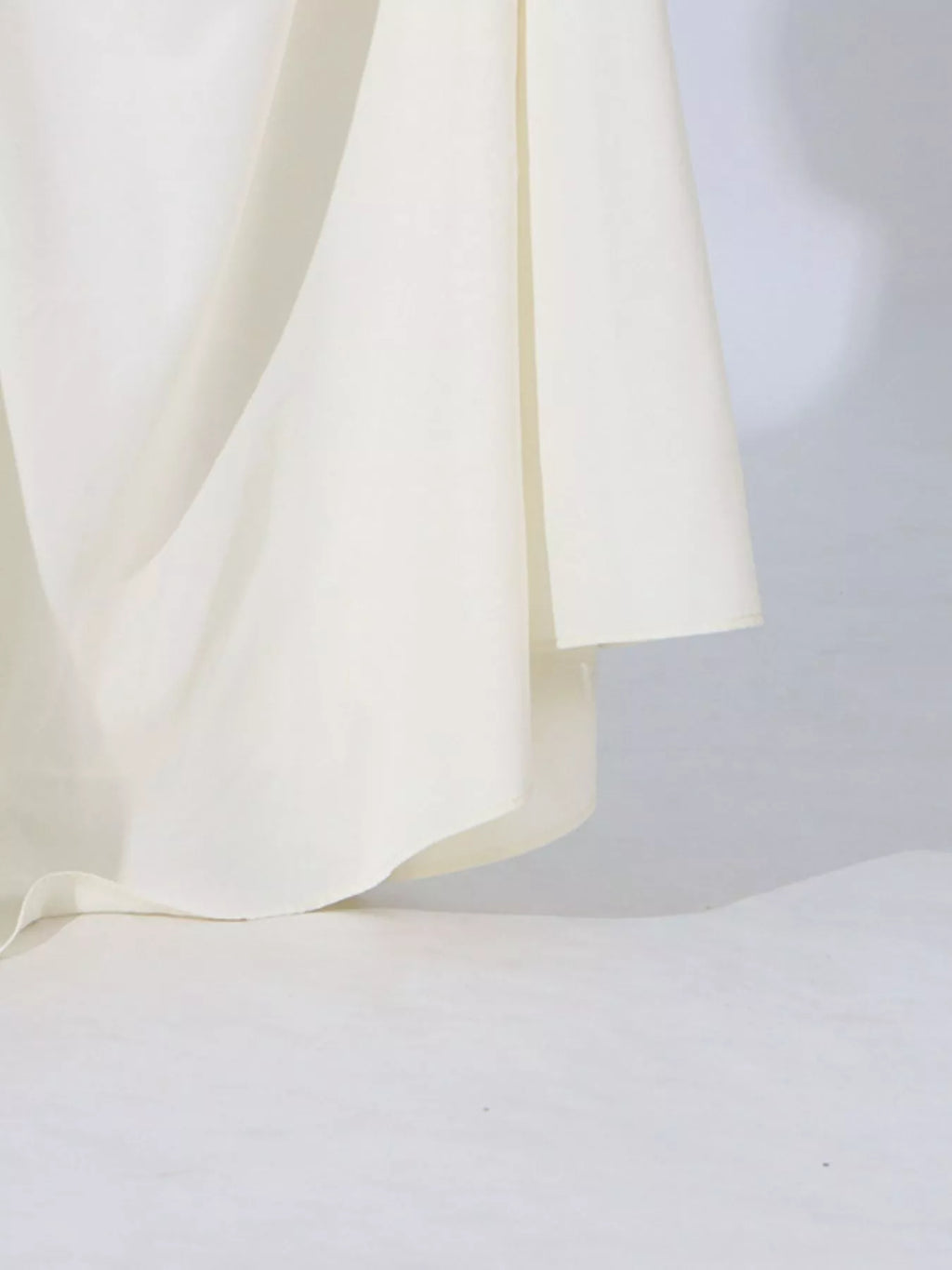 Two tone tube maxi dress side profile styled look