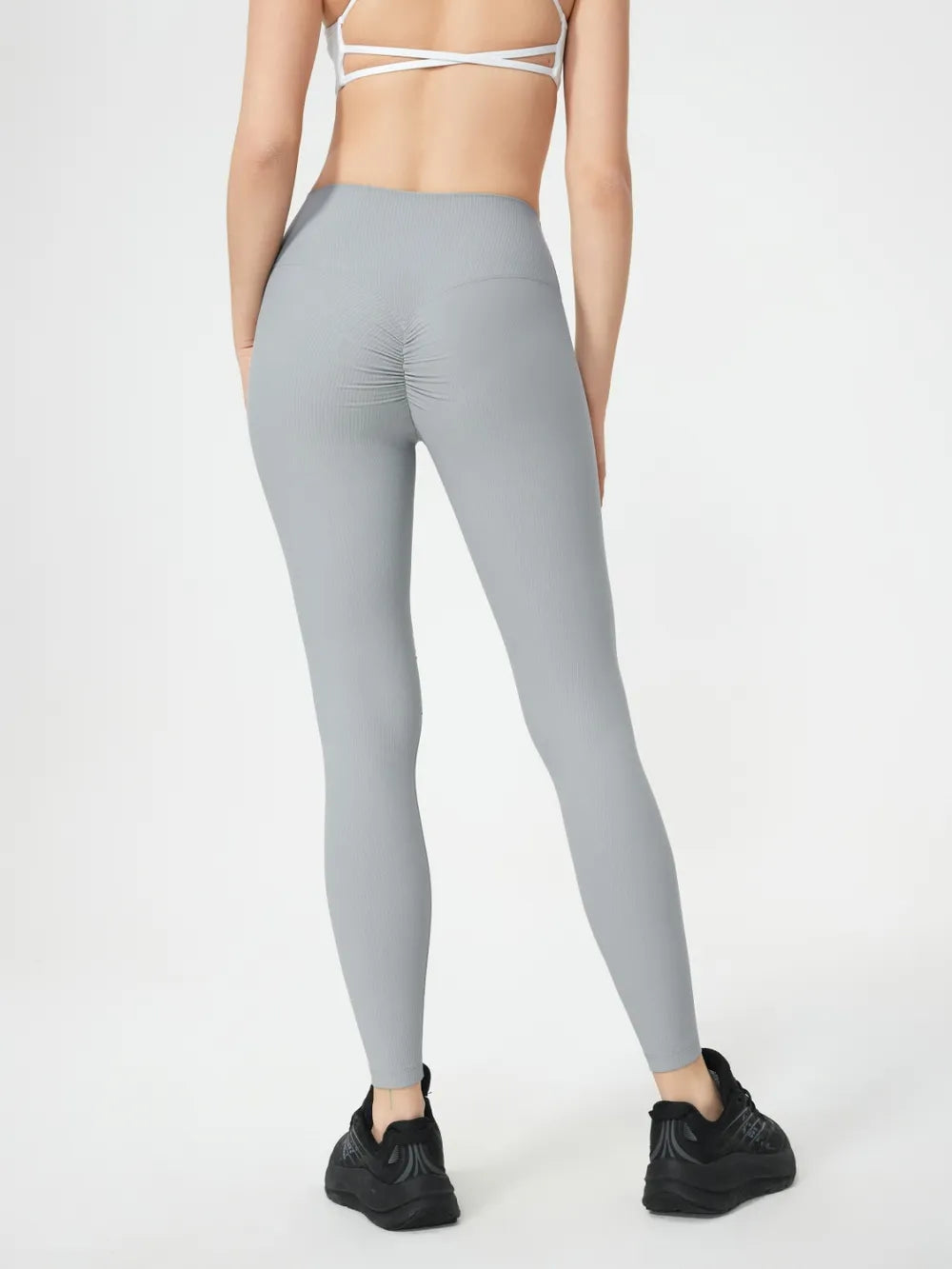 Active leggings full length view
