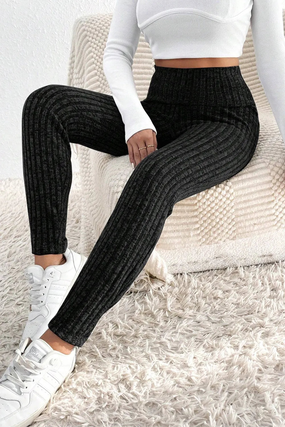 High waist ribbed leggings styled activewear look