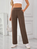 High waist active pants with pockets front view