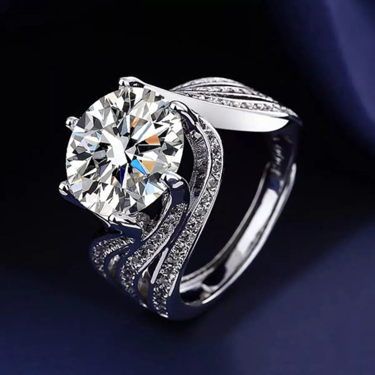 925 sterling silver band detail on moissanite ring