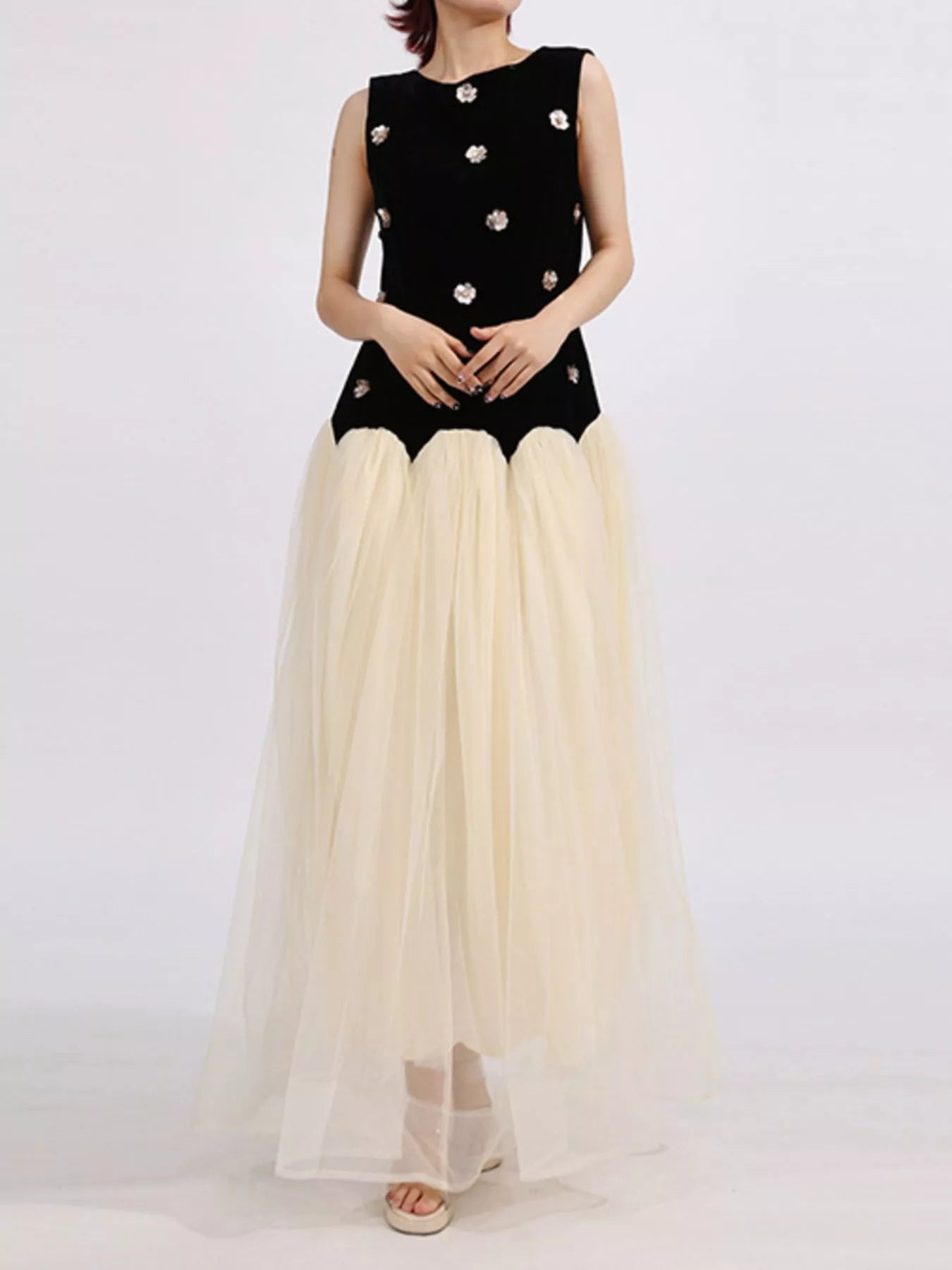 Tulle floral maxi dress on model front