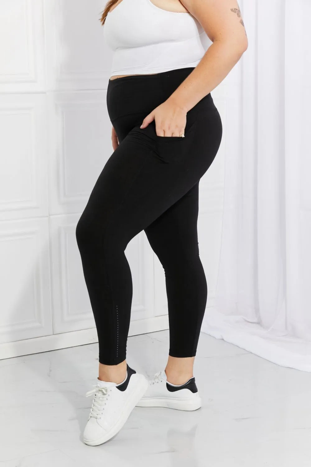 Wide waistband detail on active leggings