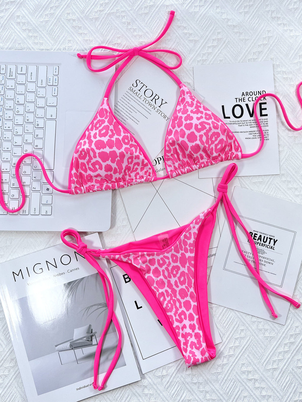 Leopard bikini tie side bottom detail