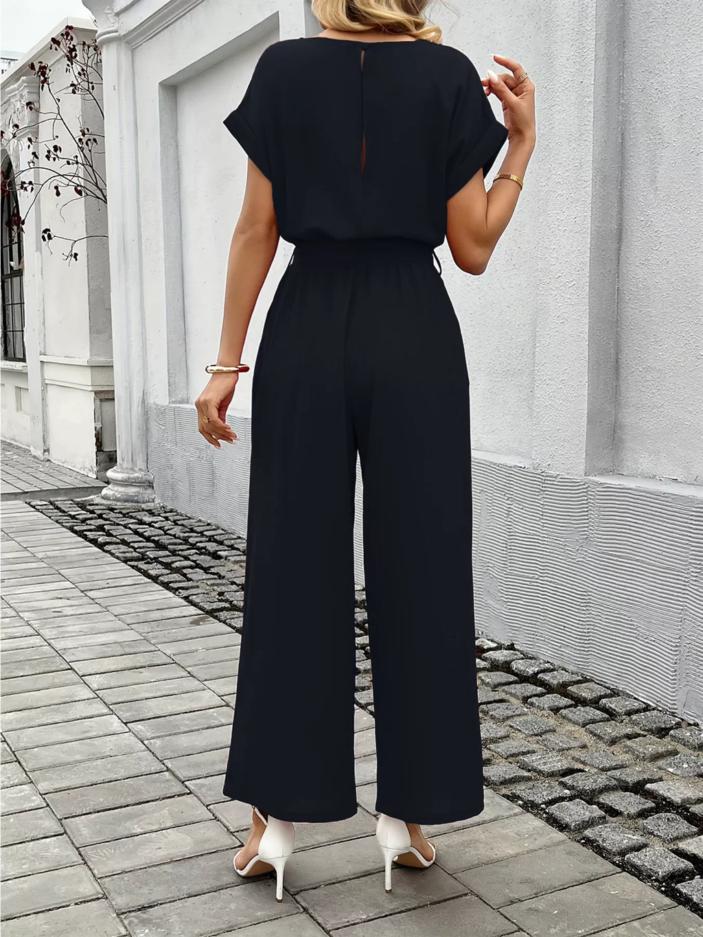 Jumpsuit neckline and shoulder detail