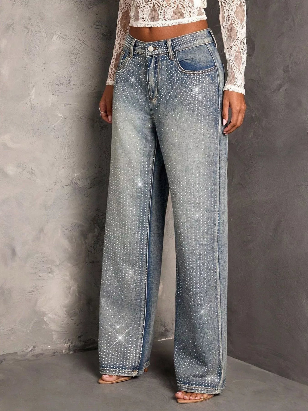 Wide leg silhouette of rhinestone jeans