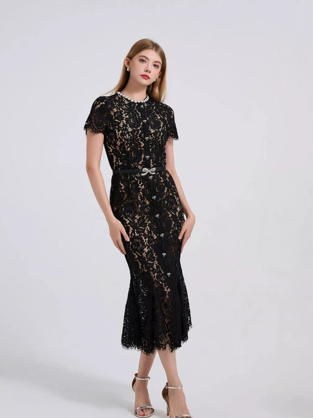 Lace evening dress side profile