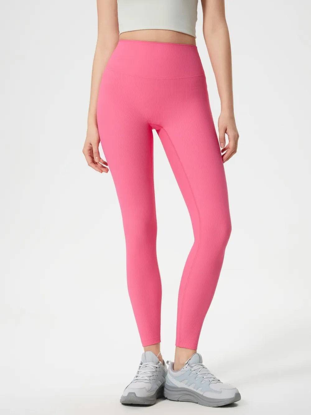 High waist active leggings detail view