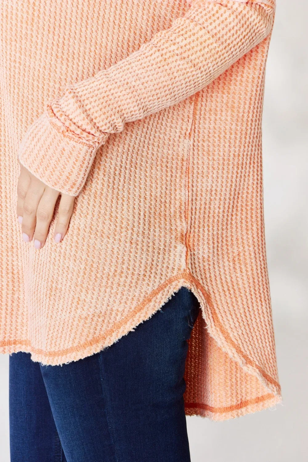 Relaxed fit waffle top styled casual look