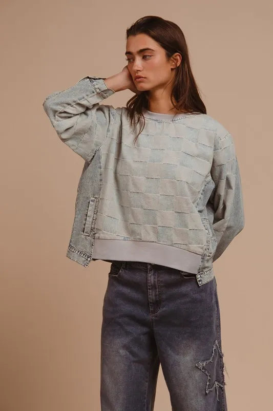 Checkered pattern and mineral wash fabric detail