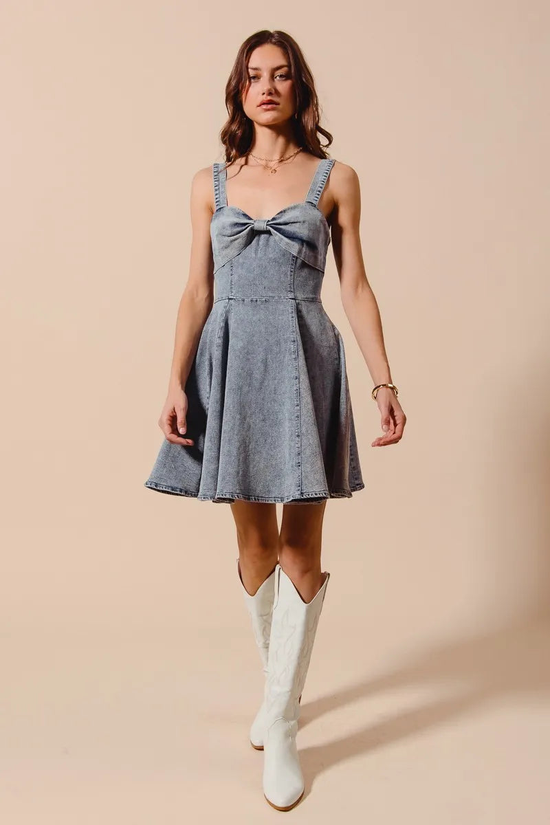 Casual denim dress model pose
