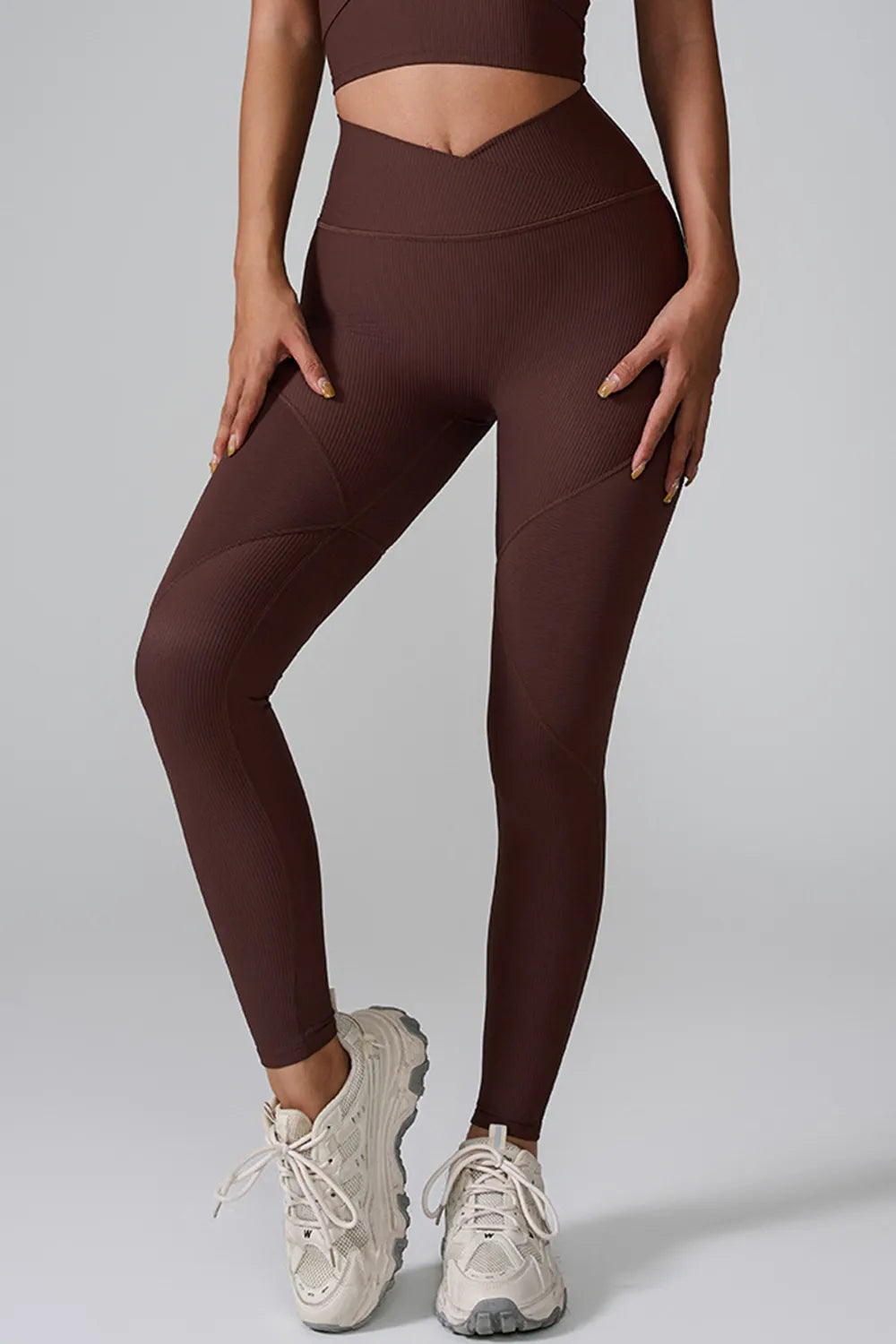 Workout leggings in ivory front view