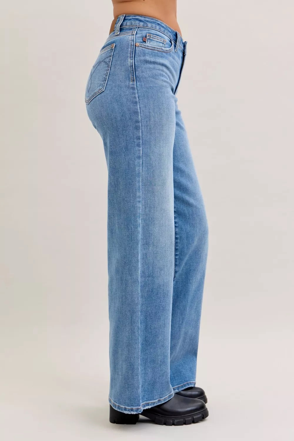 Judy Blue retro jeans back view