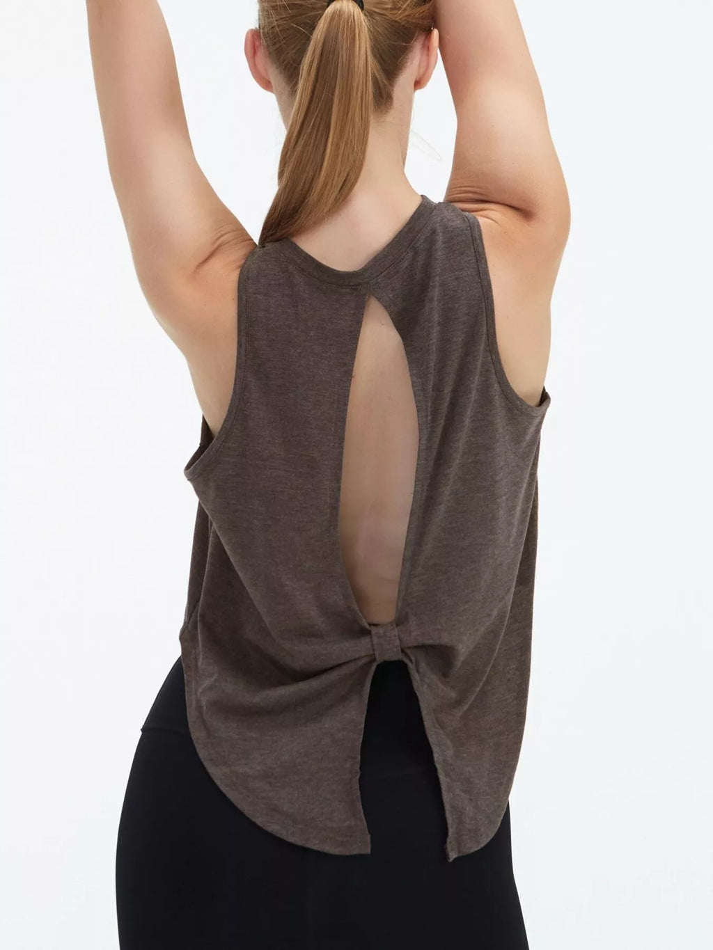 Round neck active tank front detail