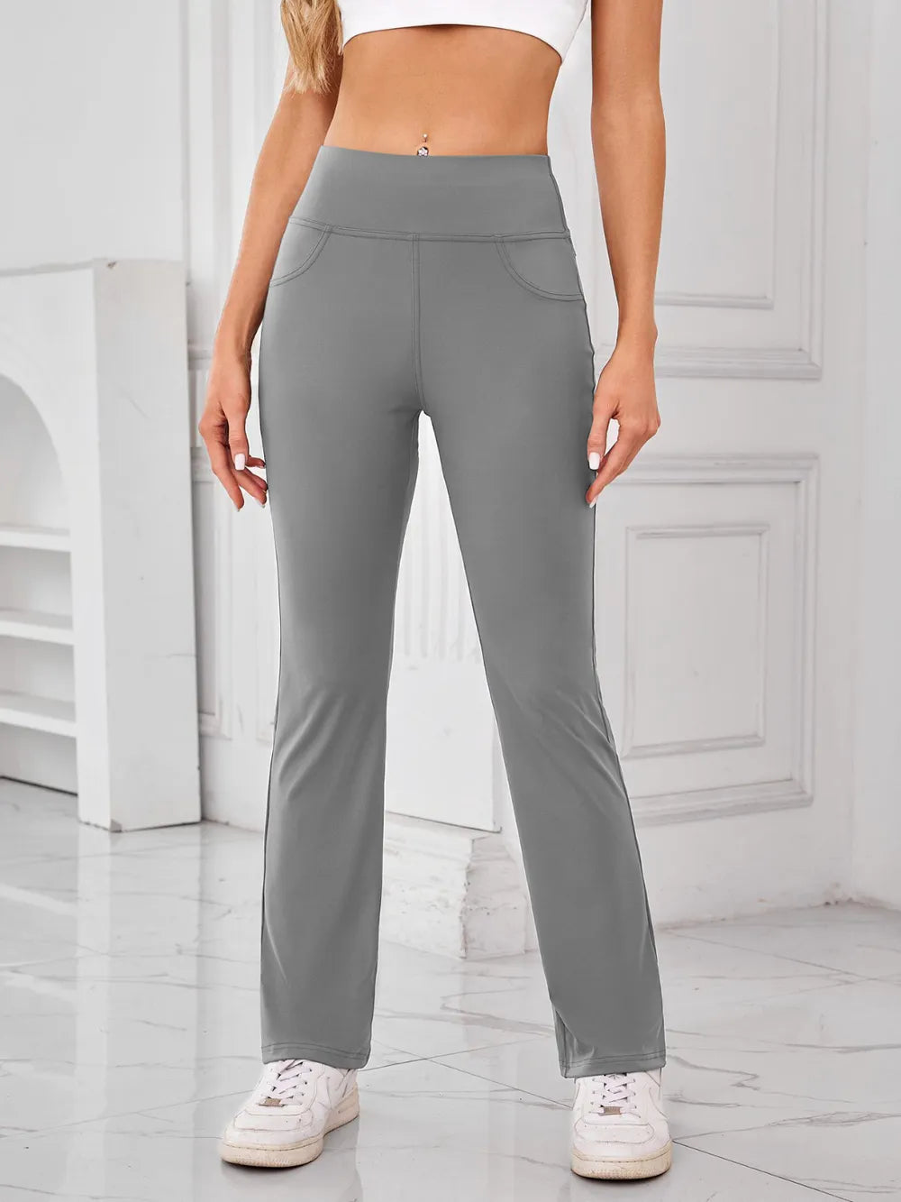High waist active pants waistband detail