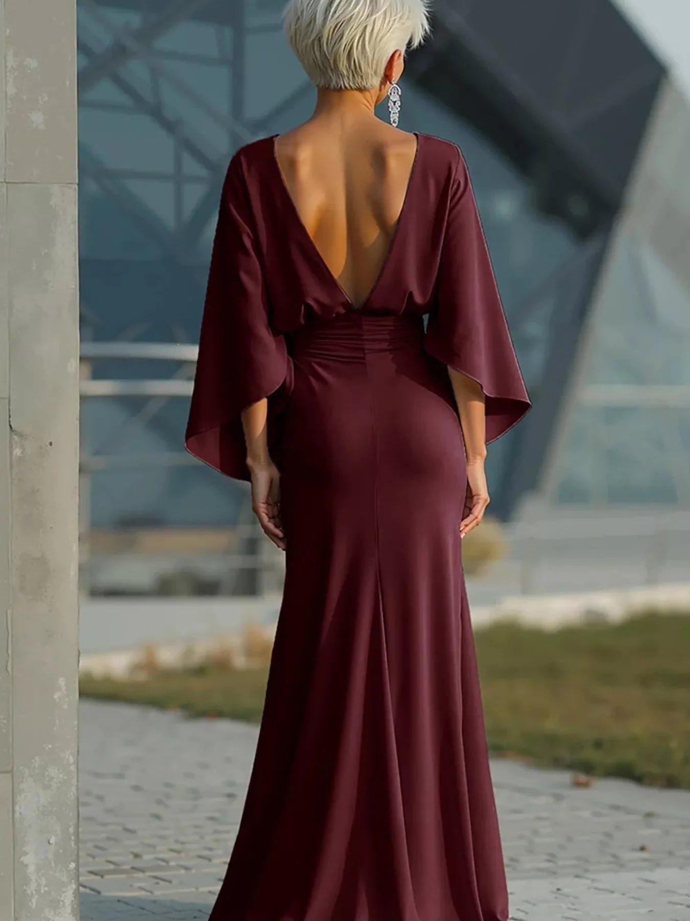 Batwing sleeve maxi dress sleeve detail