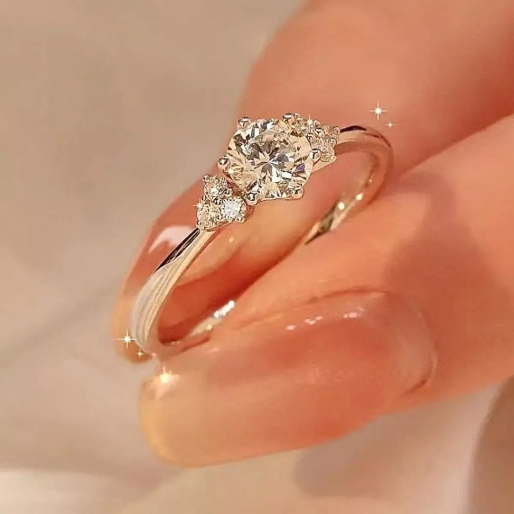 Moissanite ring band detail